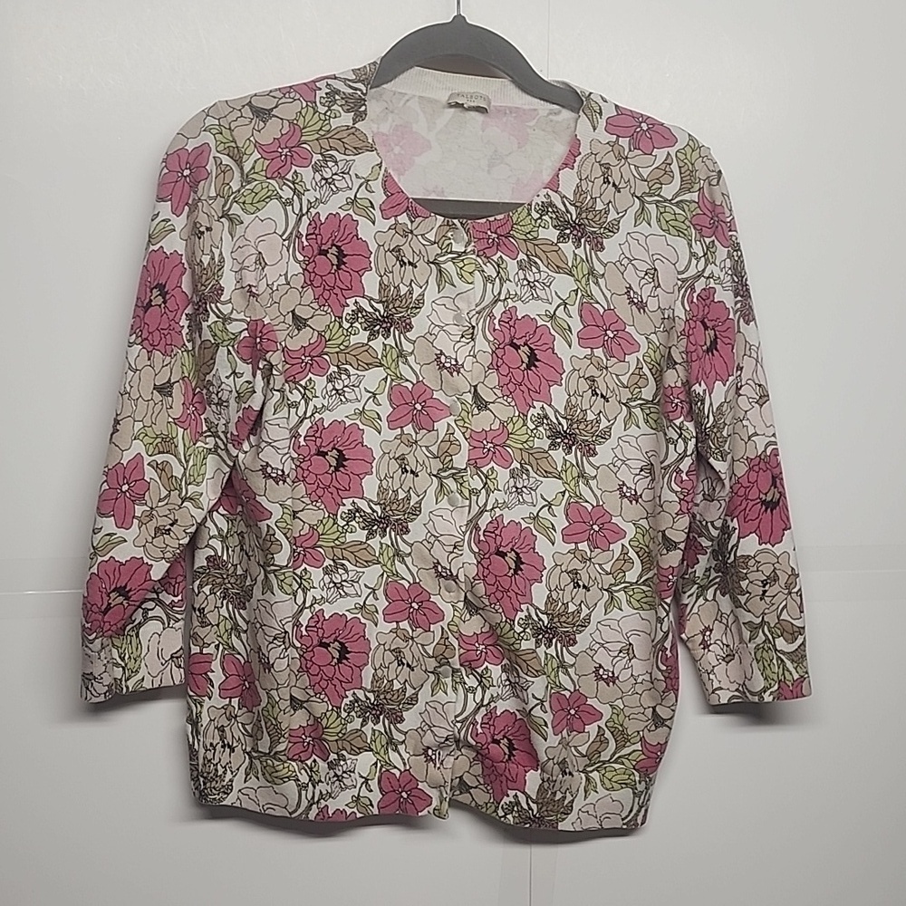 Talbots feminine flower beautiful soft pink/ whit/cream lightweight, sweater.